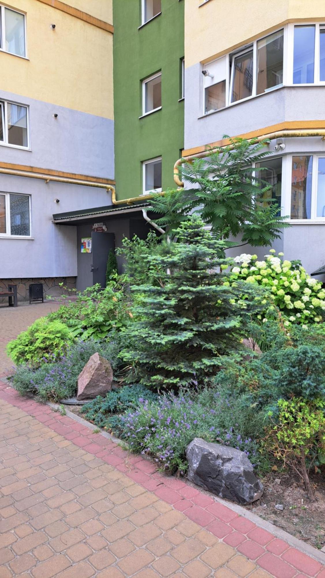 Апартаменти Центр Міста Біля Жд Вокзалу Перемоги Lutsʼk Exterior foto
